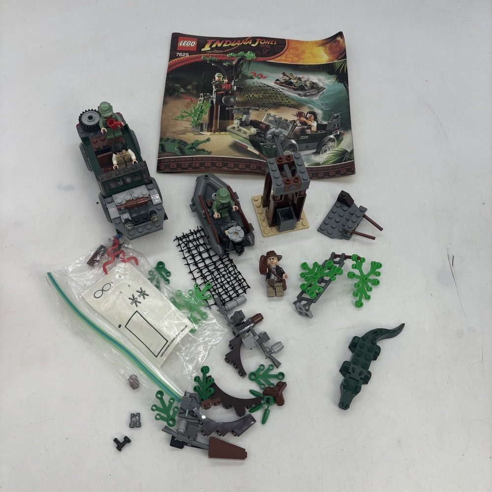 Lego Set 7625 Indiana Jones River Chase 100% Complete with Manual